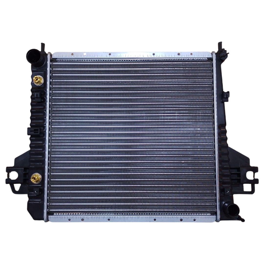 Radiador Jeep Liberty 2002 Al 2007 3.7L Automatico Con/sin Aire