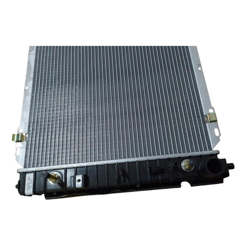 Radiador Escape 2001 Al 2007 3,0