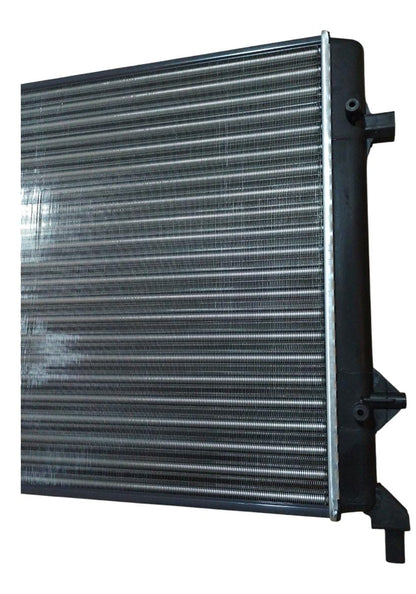 Radiador Volkswagen Bora 2005 Al 2010 2,0L