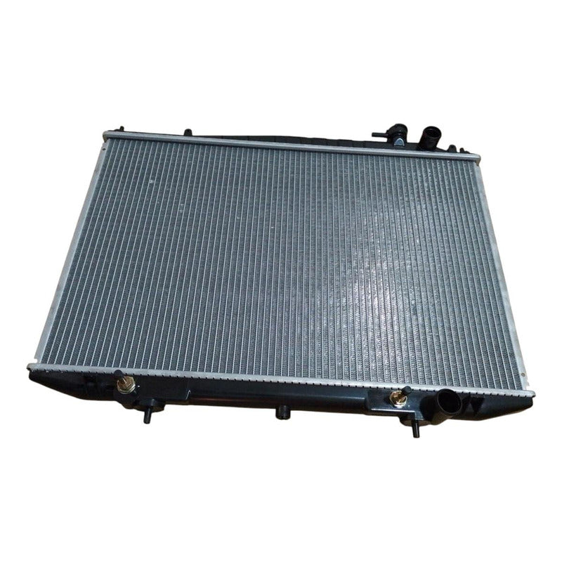 Radiador  Pick Up Doble Cabina  2008 Al 2015 2.4,4 Cil