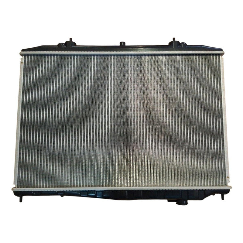 Radiador  Pick Up Doble Cabina  2008 Al 2015 2.4,4 Cil